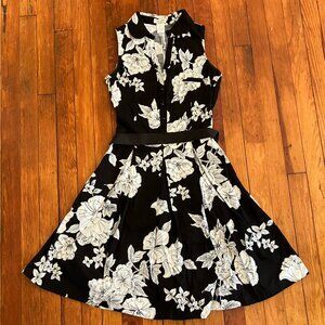 Vintage GUESS SHIRTDRESS Black White Floral Sleeveless Fit Flare Midi Size SMALL